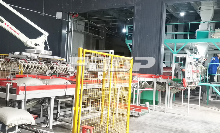 Se completó la puesta en marcha de la línea de producción de alimentos para ganado y aves de corral + rumiantes con una producción anual de 180,000 toneladas en Kulun Banner, Mongolia Interior (图8) paquete.jpg