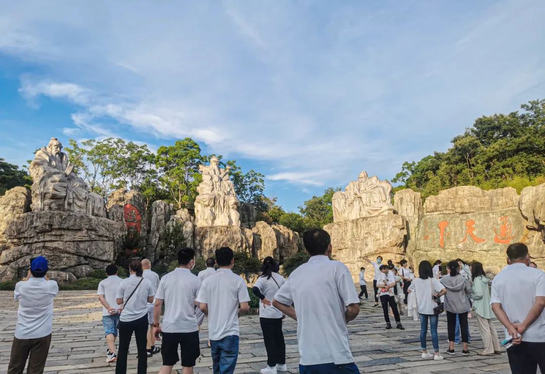 "Sin virus, luche por las ventas y promueva la producción, estamos juntos" La gira feliz y de ocio de FDSP 2022 se completó con éxito (图2) "Sin virus, luche por las ventas y promueva la producción, estamos juntos" La gira feliz y de ocio de FDSP 2022 se completó con éxito (图2)